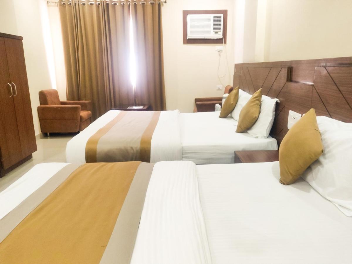 Hotel The Vaishno Devi Hills Катра Екстериор снимка