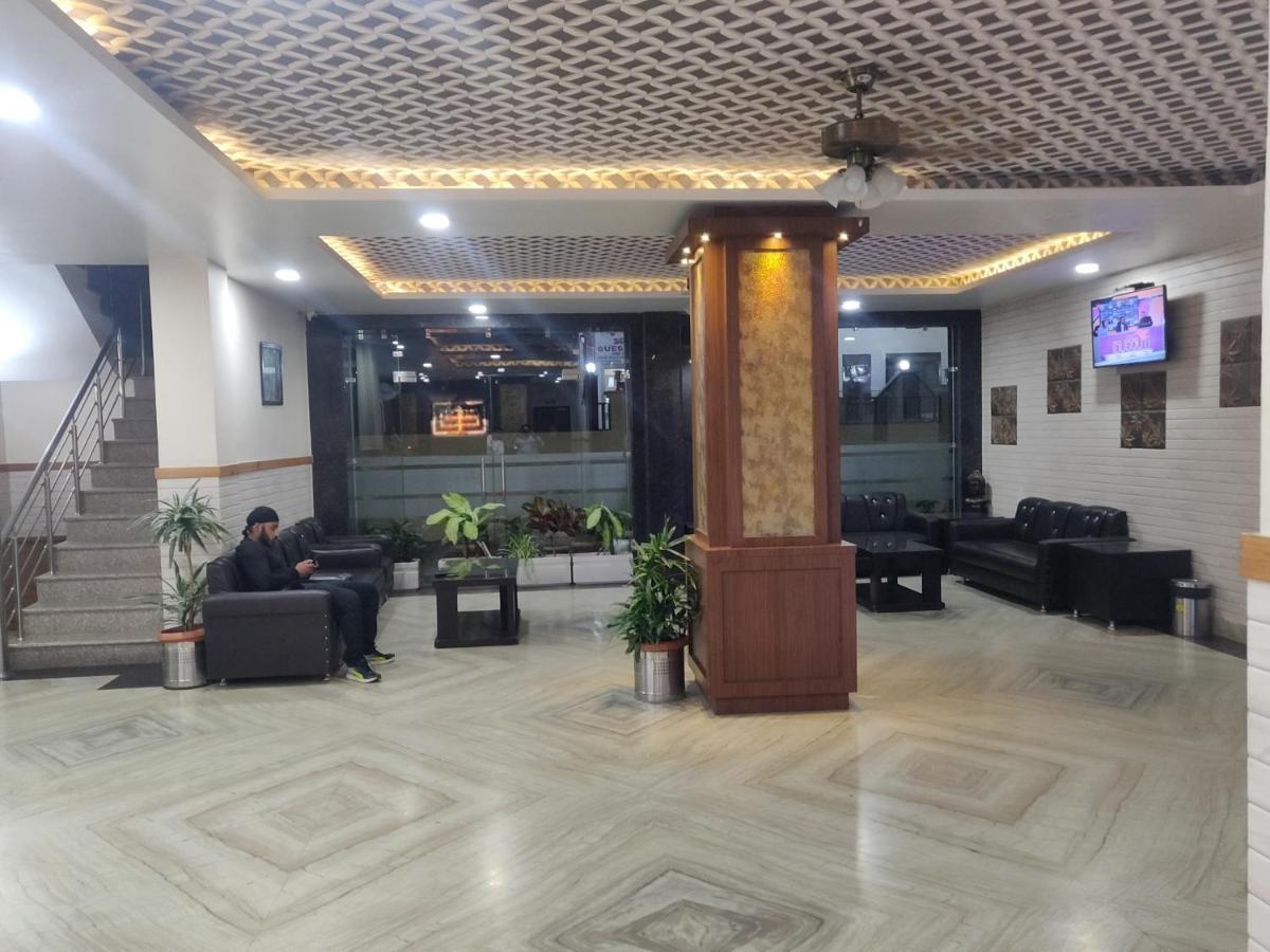 Hotel The Vaishno Devi Hills Катра Екстериор снимка