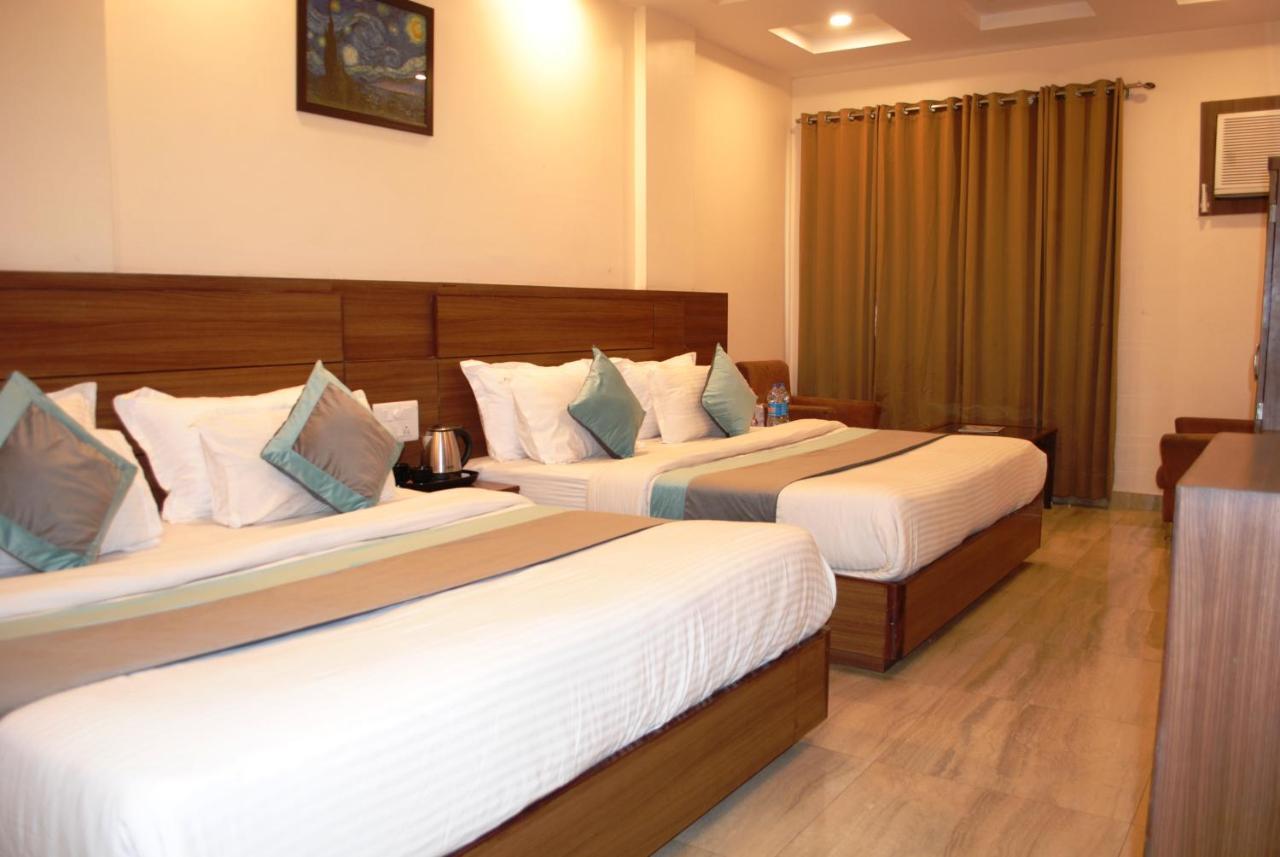 Hotel The Vaishno Devi Hills Катра Екстериор снимка